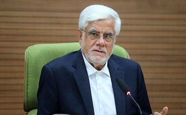 عارف: راهبرد دولت وفاق در توسعه تجارت جدیتر از گذشته است عارف: راهبرد دولت وفاق در توسعه تجارت جدیتر از گذشته است