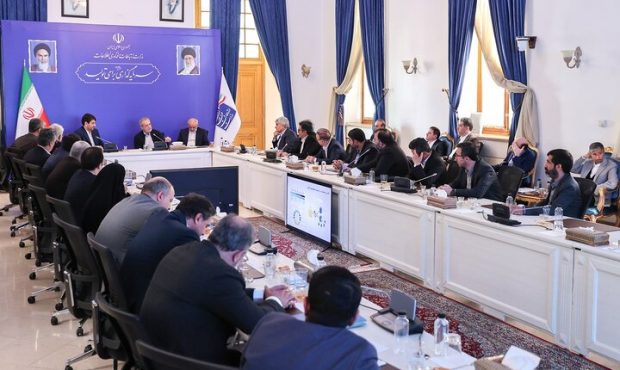 پزشکیان از وزارت ارتباطات بازدید کرد پزشکیان از وزارت ارتباطات بازدید کرد