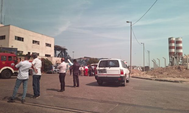 اعزام گروه ارزیابی آتشنشانی تهران به محل حادثه بندرعباس اعزام گروه ارزیابی آتشنشانی تهران به محل حادثه بندرعباس