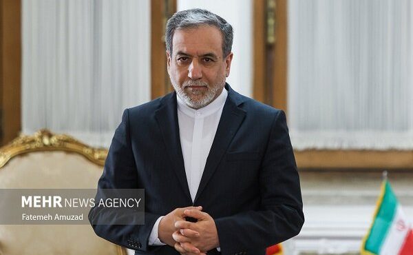 ورود عراقچی و هیئت همراه به نیویورک ورود عراقچی و هیئت همراه به نیویورک