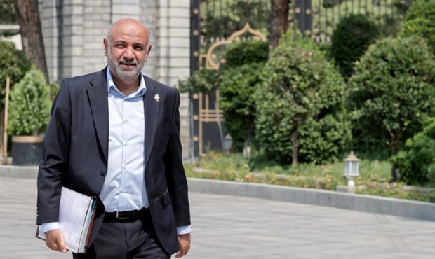 میدری: ۵۰ هزار نفر از آنها که یارانه شان حذف شده است اعتراض کردند