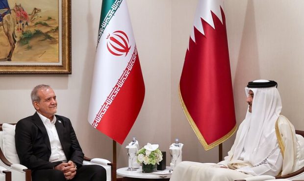 پزشکیان با امیر قطر دیدار کرد