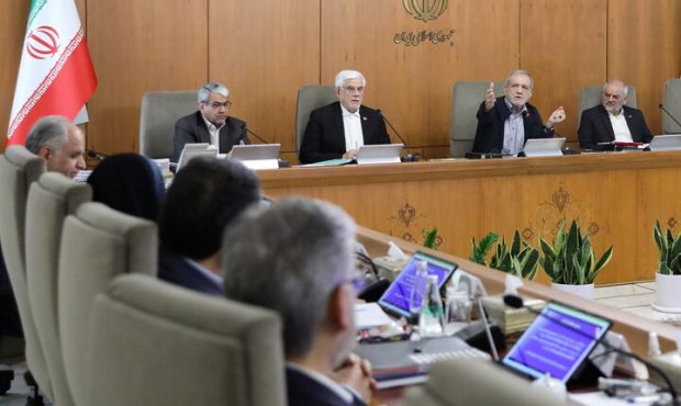 پزشکیان: نظام پرداخت بر اساس عملکرد، هر چه سریعتر نهایی و اجرا شود پزشکیان: نظام پرداخت بر اساس عملکرد، هر چه سریعتر نهایی و اجرا شود