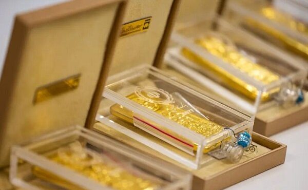 عقب نشینی ۲۷ دلاری قیمت طلا در معاملات امروز عقب نشینی ۲۷ دلاری قیمت طلا در معاملات امروز