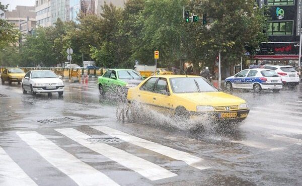 بارش باران در نوار شرقی و غربی کشور/افزایش نسبی دما از دوشنبه بارش باران در نوار شرقی و غربی کشور/افزایش نسبی دما از دوشنبه