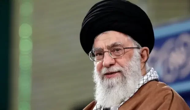 رهبر انقلاب: روایت‌های پیشرفت باید به گوش و دل جوانان برسد