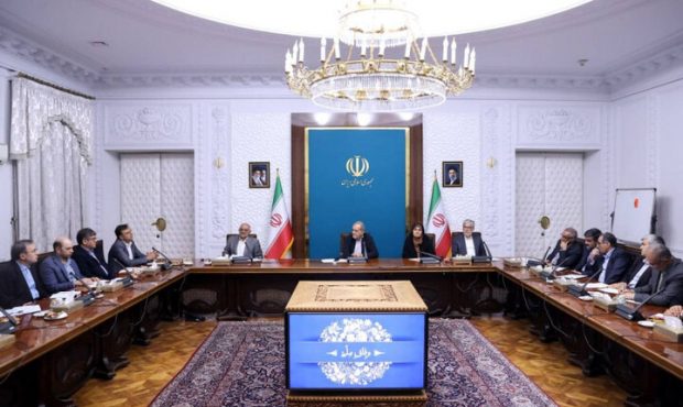 پزشکیان: اصلاح الگوی مصرف، ضرورتی برای تحقق عدالت در حمل‌ونقل است